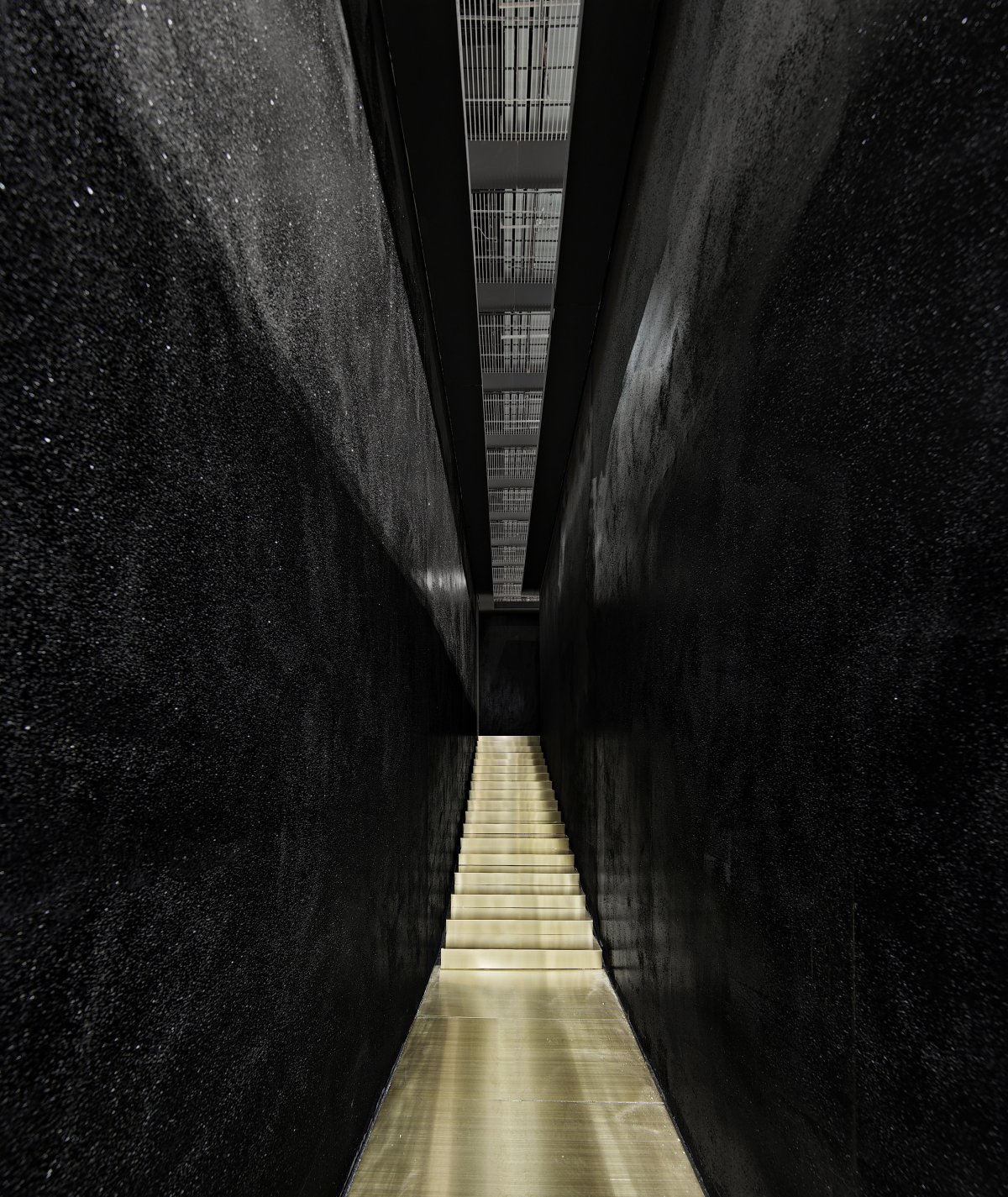 YinjiSpace LISIYI x 2018 GZ International Furniture Fair Oudian Booth